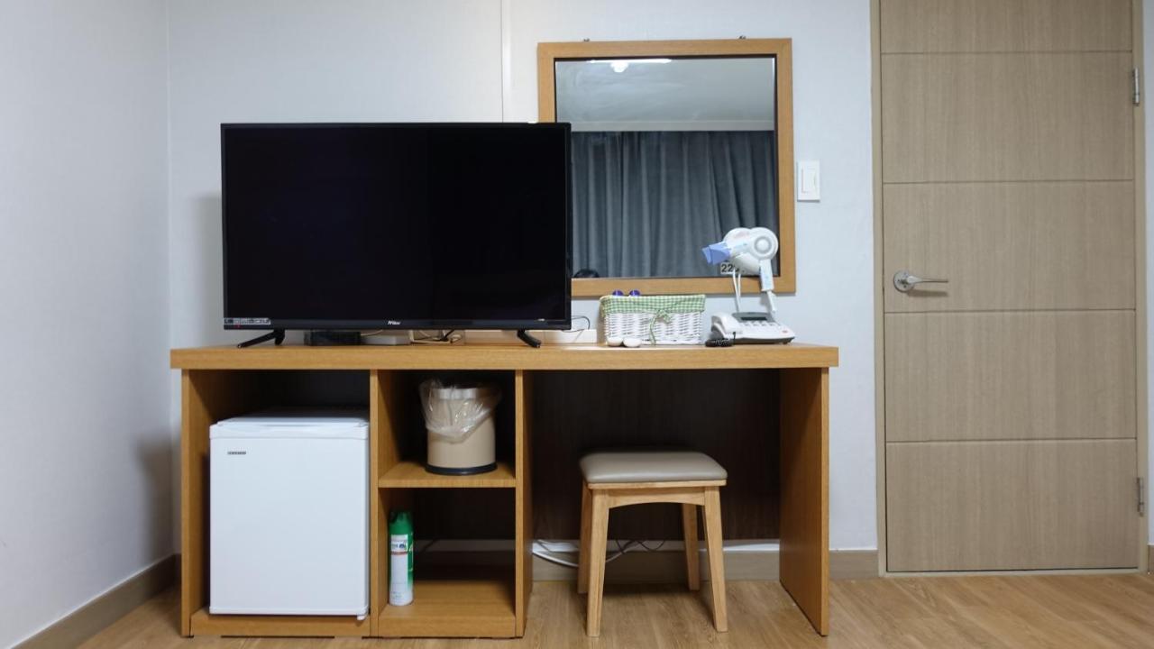 Gallery Hotel Bnb Jeju Dış mekan fotoğraf