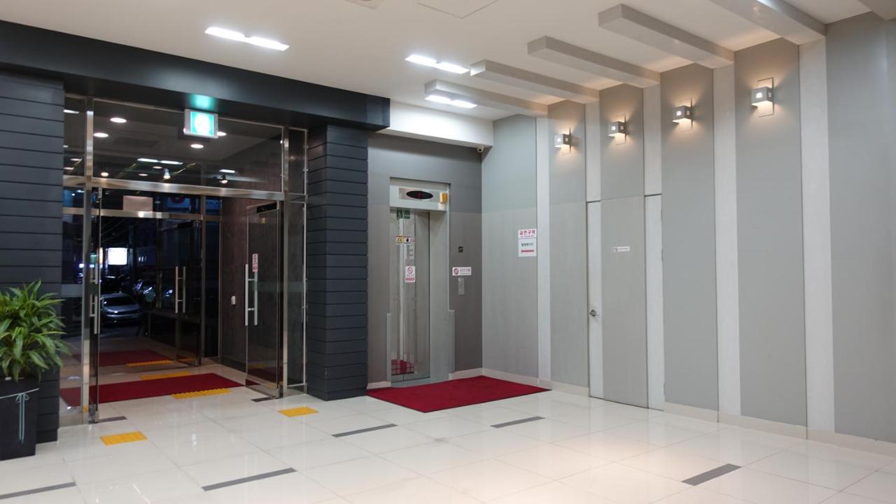 Gallery Hotel Bnb Jeju Dış mekan fotoğraf